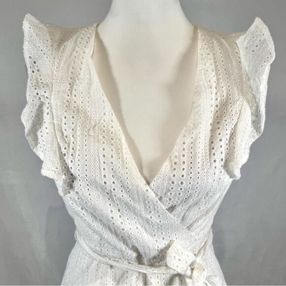 Bar III white eyelet ruffle faux wrap sundress size 0 - Picture 3 of 7